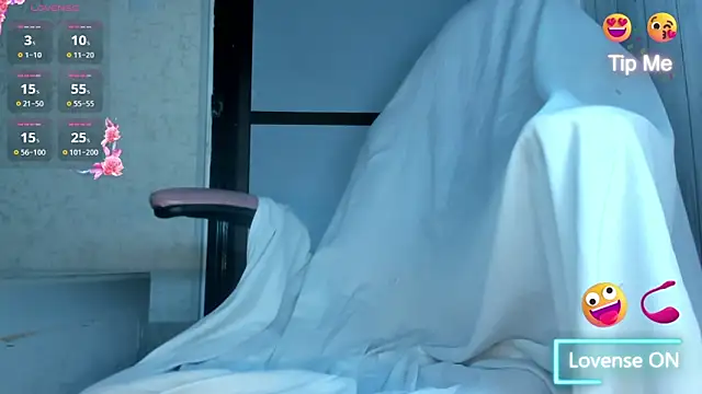 Lissalittlee online show from 03/12/25, 10:39