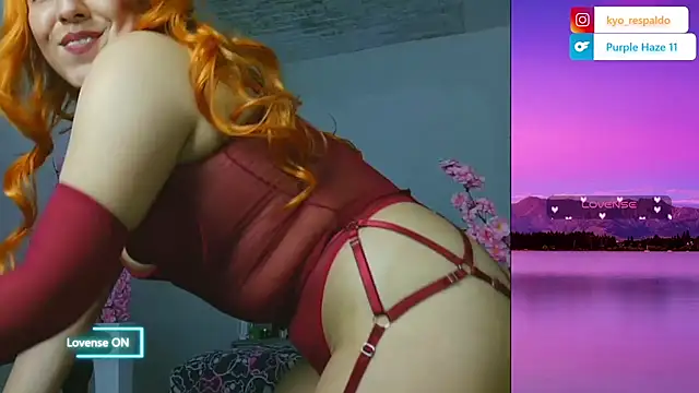 Snapshot of PurpleHaze17 chatting on 10/28/25, 12:03 PurpleHaze17 online show from 10/28/25, 12:03