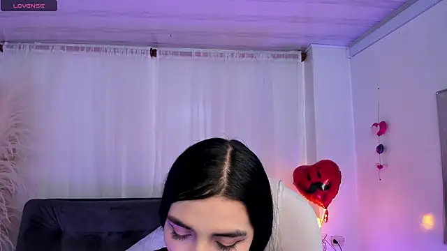 miel gomez online show from 02/25/25, 08:09