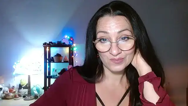 Snapshot of KeisyNeonX chatting on 11/25/25, 07:36 KeisyNeonX online show from 11/25/25, 07:36