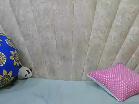 Snapshot of Sexy_Villagegal chatting on 11/08/25, 08:47 Sexy Villagegal online show from 11/08/25, 08:47