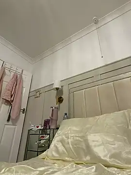 IrishTeenBarbie69 online show from 06/17/26, 10:10