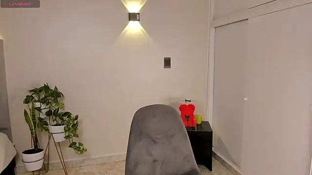  Miss Kimm online show from 01/30/25, 11:22