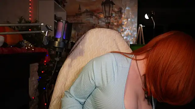 Chriss Fox online show from 02/06/25, 06:35