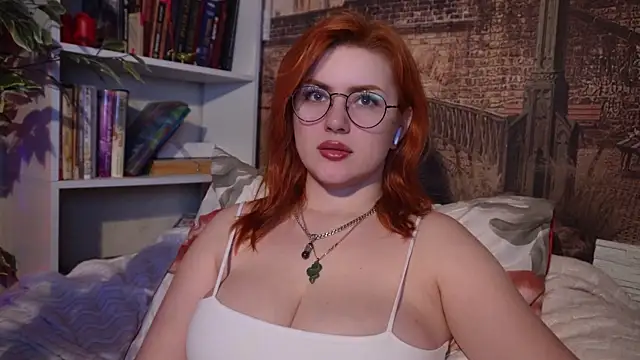 Chriss Fox online show from 02/17/25, 03:20