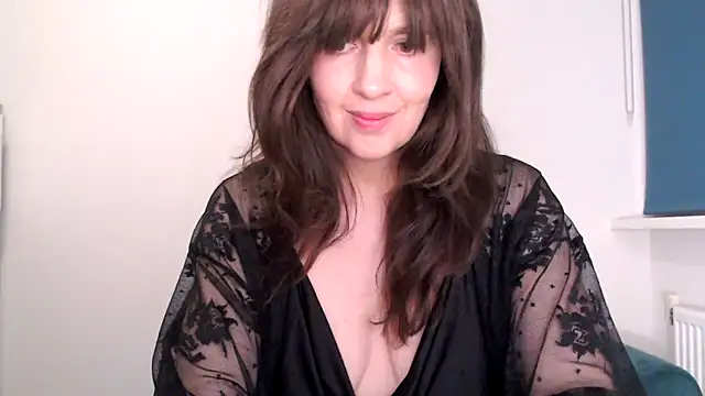 Ella Next Door online show from 03/22/26, 09:18