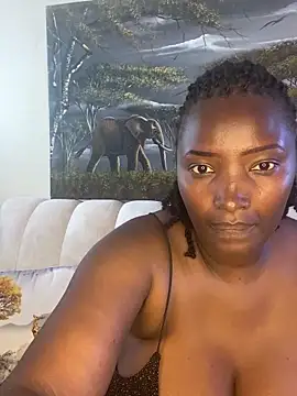 Snapshot of Naughty-sonia2 chatting on 02/13/25, 01:59 Naughty-sonia2 online show from 02/13/25, 01:59