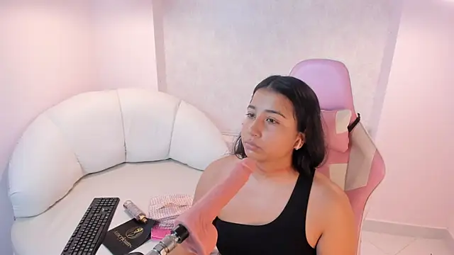 Miliaangeles online show from 03/09/26, 11:36