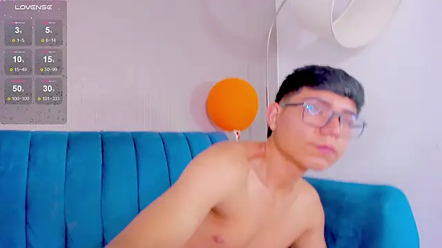 CodyTwink online show from 02/06/25, 06:02