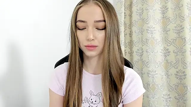 Snapshot of Sweet-bb chatting on 12/02/24, 12:52 Sweet-bb online show from 12/02/24, 12:52