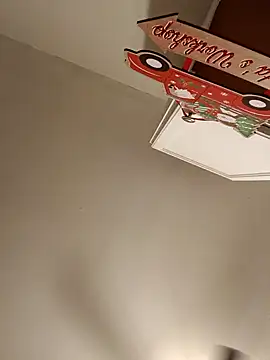 AllLeggs online show from 12/28/24, 08:16