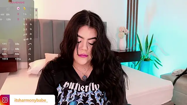Snapshot of Harmonybabe_ chatting on 05/10/26, 08:36 Harmonybabe online show from 05/10/26, 08:36
