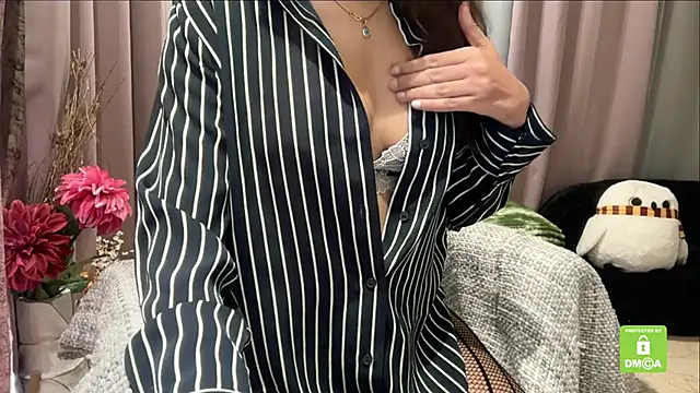 Unique-Beauty online show from 12/20/25, 09:05