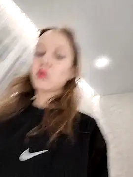  AnMiss  online show from 02/09/26, 09:30