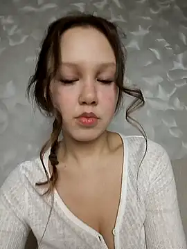  AnMiss  online show from 04/12/26, 08:47