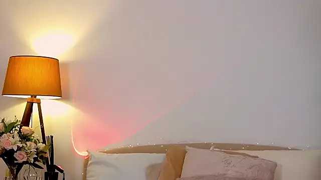 Snapshot of JuliaJaee chatting on 02/06/25, 08:13 JuliaJaee online show from 02/06/25, 08:13