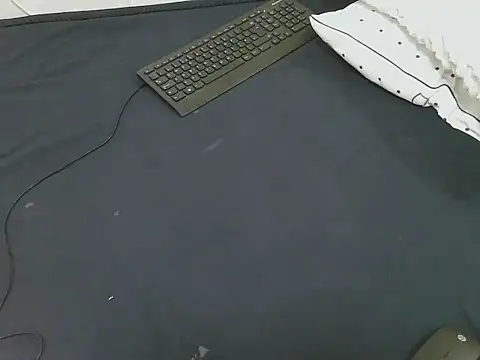 lella-0 online show from 02/09/26, 11:03