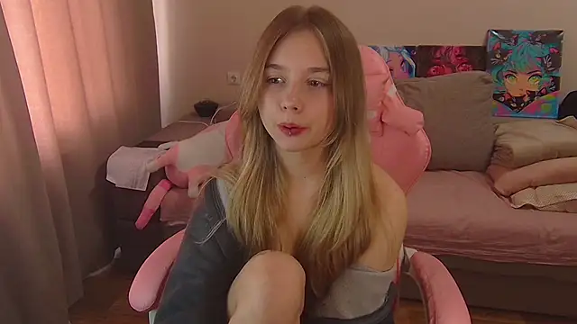 Olivka Grr online show from 09/18/25, 12:51