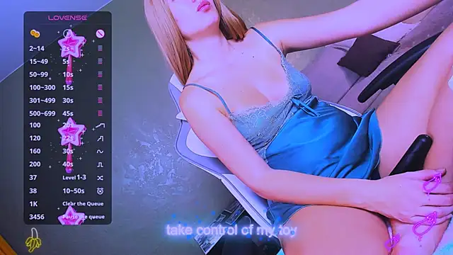 ReggieMeow online show from 03/23/25, 01:31