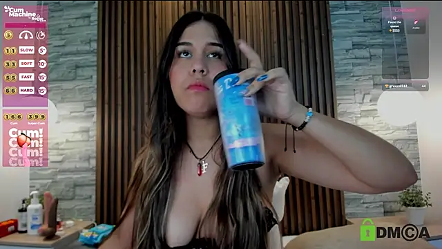 Snapshot of alannavidal chatting on 03/15/25, 08:48 alannavidal online show from 03/15/25, 08:48