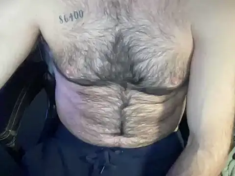Snapshot of messypussy7 chatting on 01/14/25, 06:45 messypussy7 online show from 01/14/25, 06:45
