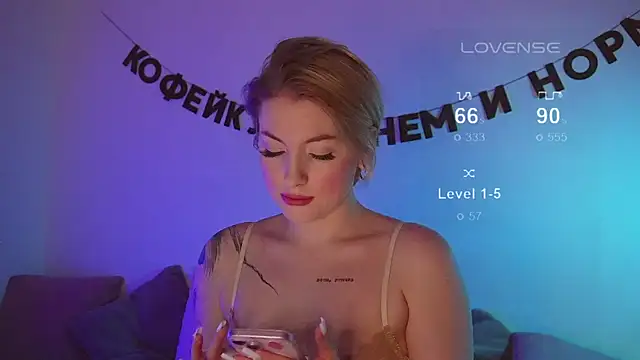 kris69kiss online show from 03/18/25, 04:04