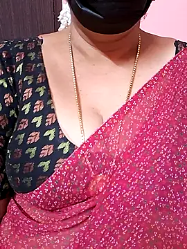 ananya956 online show from 09/22/25, 12:07