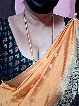 ananya956 online show from 09/26/25, 09:24