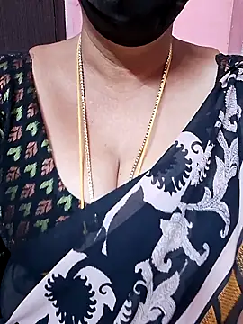 ananya956 online show from 09/26/25, 09:41