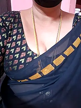 ananya956 online show from 09/27/25, 12:32