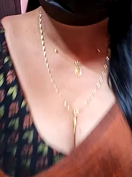 ananya956 online show from 10/17/25, 01:57