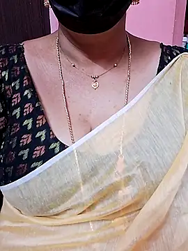 ananya956 online show from 10/21/25, 05:52