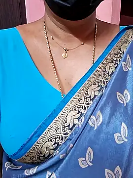 ananya956 online show from 10/30/25, 09:48