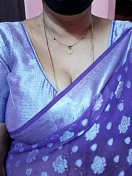 ananya956 online show from 11/25/25, 08:47