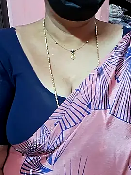 ananya956 online show from 11/27/25, 05:31