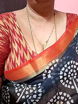 ananya956 online show from 01/14/26, 12:44