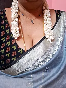 ananya956 online show from 05/24/26, 01:43