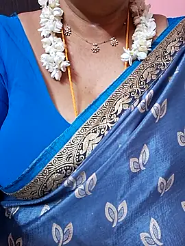 Snapshot of ananya956 chatting on 06/19/26, 01:48 ananya956 online show from 06/19/26, 01:48