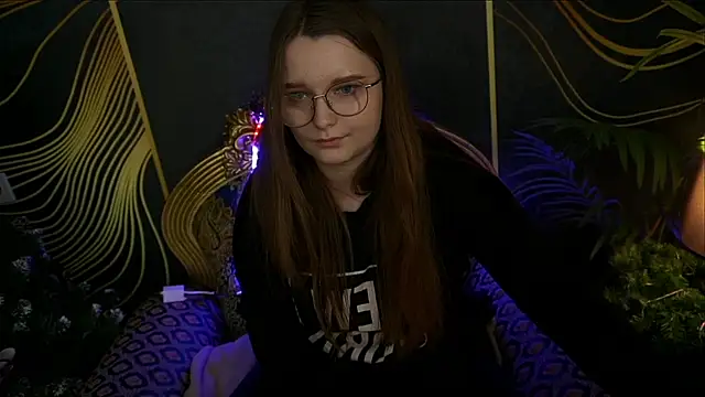 MagicPeachh  online show from 01/17/25, 01:56