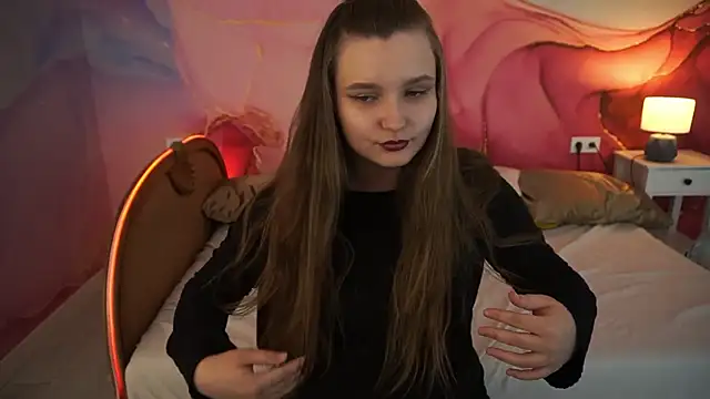 MagicPeachh  online show from 09/15/25, 05:57