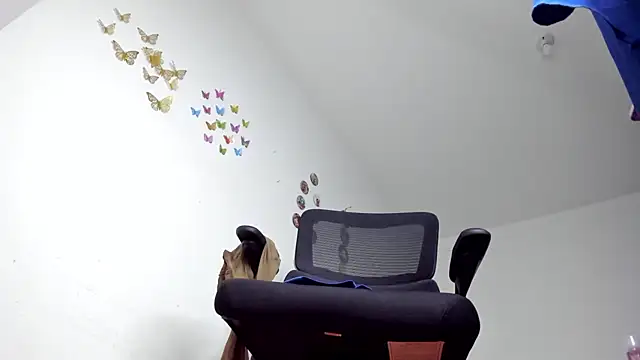 Snapshot of audrey_lawrence chatting on 09/10/25, 10:43 audrey lawrence online show from 09/10/25, 10:43