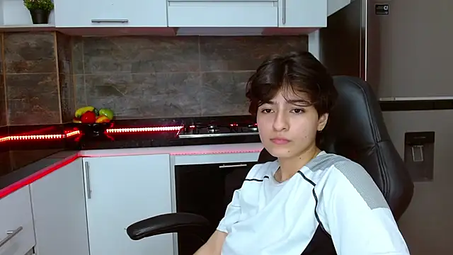 Bryce Evans online show from 11/25/25, 03:23