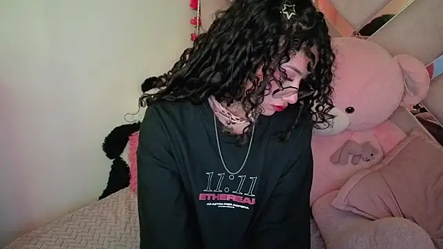 CherieCurl online show from 05/25/26, 05:41