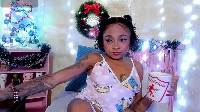 Lauren Hills069 online show from 12/23/24, 02:24