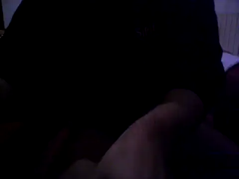 simonbiggg80 online show from 01/22/25, 11:32