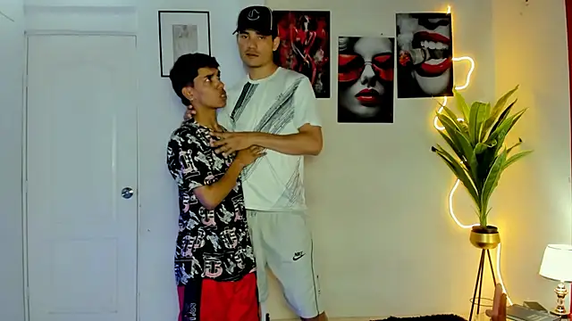 oversizedxguys online show from 04/16/26, 01:39