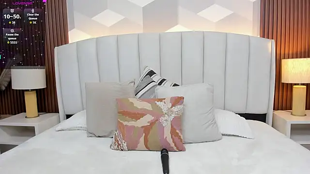 Marge lasander online show from 12/03/25, 01:35