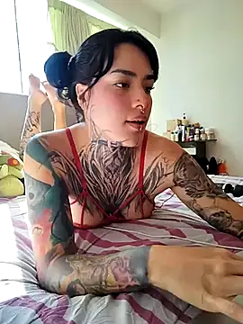 Snapshot of taaylor33 chatting on 10/01/25, 07:53 taaylor33 online show from 10/01/25, 07:53