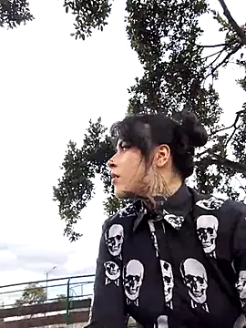 Snapshot of taaylor33 chatting on 10/28/25, 07:49 taaylor33 online show from 10/28/25, 07:49