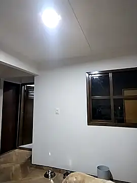 Snapshot of taaylor33 chatting on 12/17/25, 01:44 taaylor33 online show from 12/17/25, 01:44